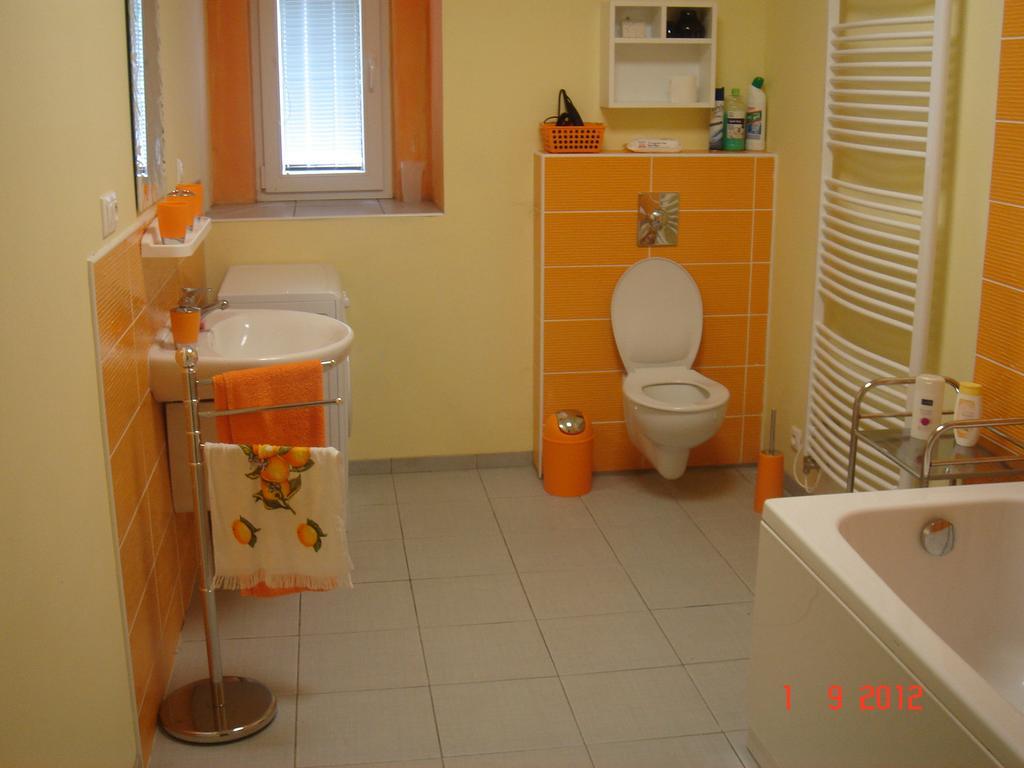 Apartments Vera كارلوفي فاري المظهر الخارجي الصورة