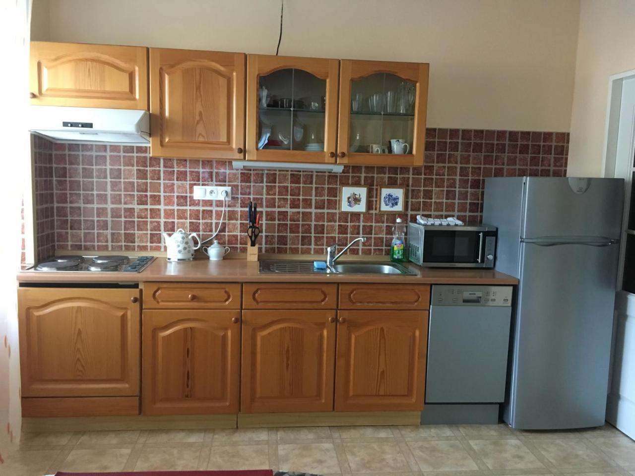 Apartments Vera كارلوفي فاري المظهر الخارجي الصورة